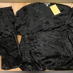 NWT Jessica Holbrook 100% Polyester Black Velvet Top and Pants Set 3X